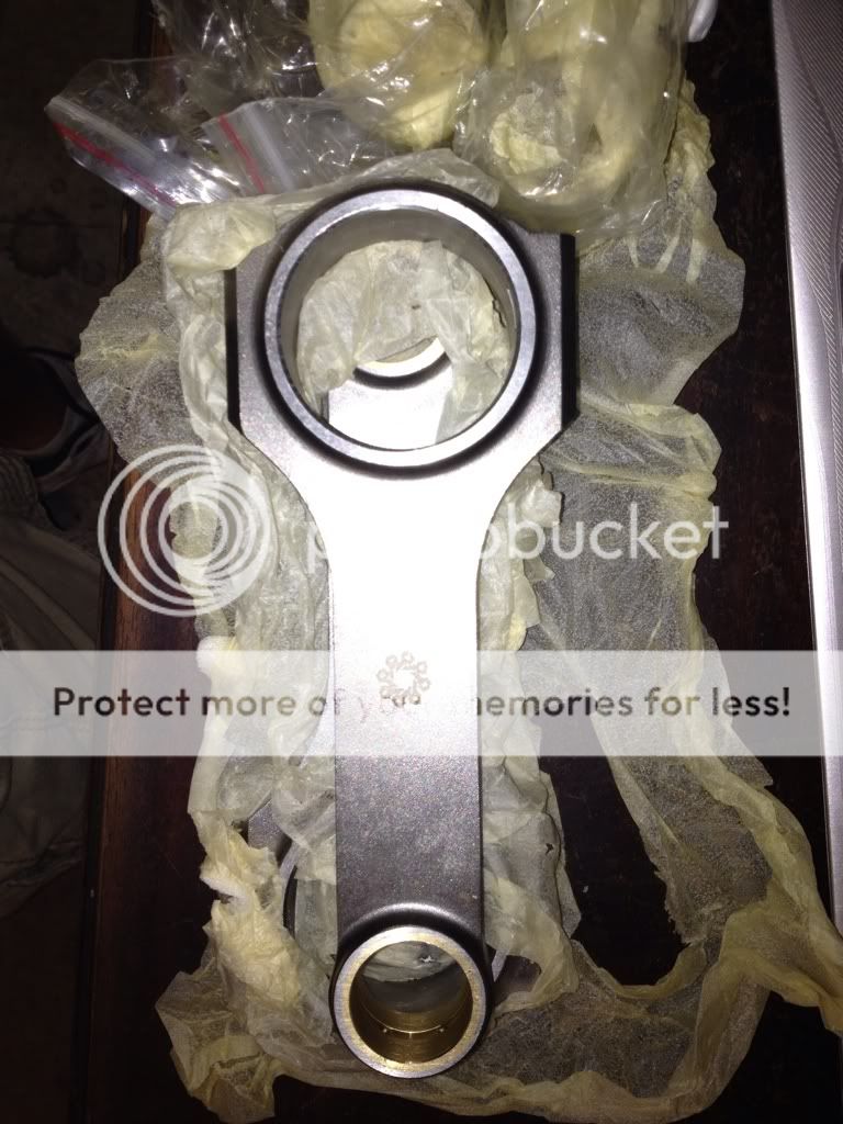 Brand new alh block with new pistons no crank,IE H beam rods Nueral 40