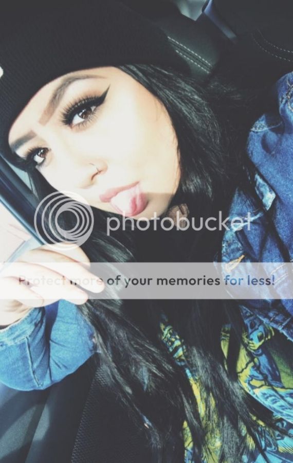 photo 86b643eb-9939-4c3d-9df2-0cbce27253de_zpszoksrznd.jpg